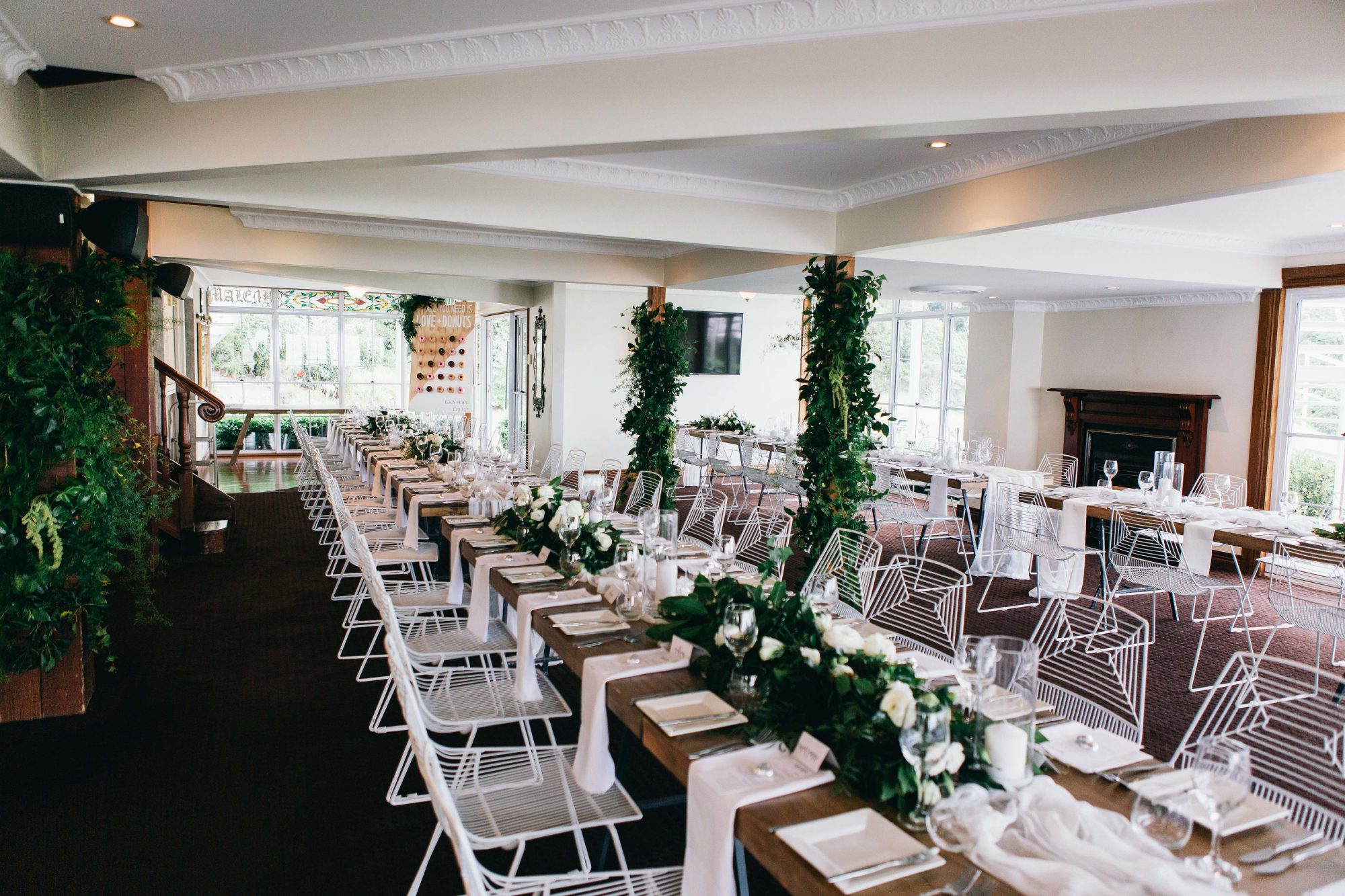 Modern chic wedding flowers Maleny Manor contemporary bouquets