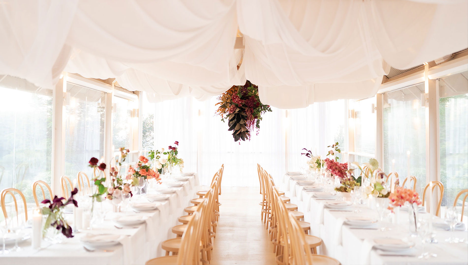 Mondo Floral Designs - Noosa Wedding Florist