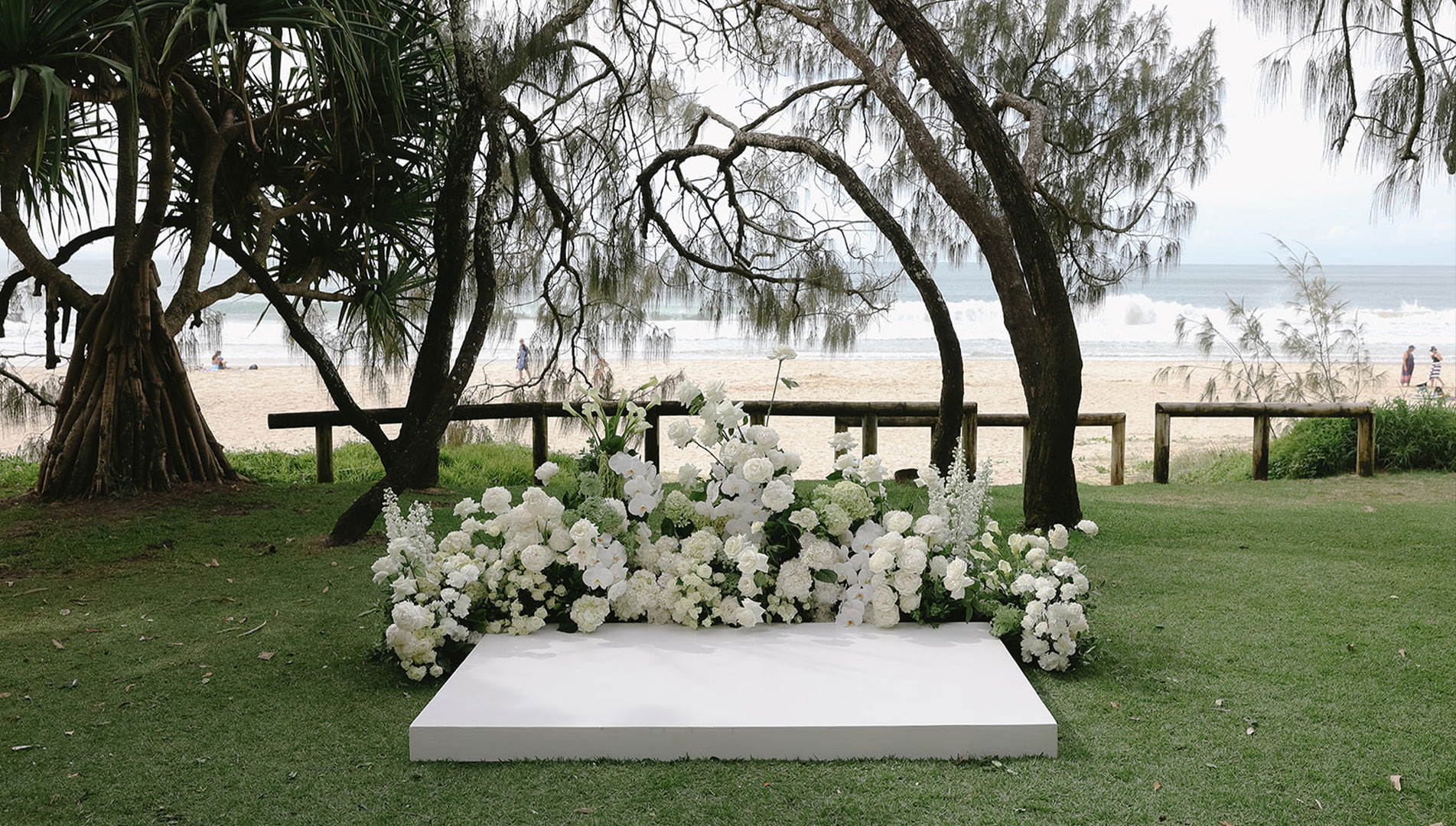 Wedding Florist Noosa - Mondo Floral Designs